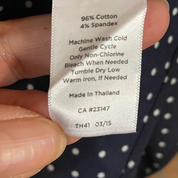 Talbots Wrinkle Resistant blouse - Picture 3 of 3